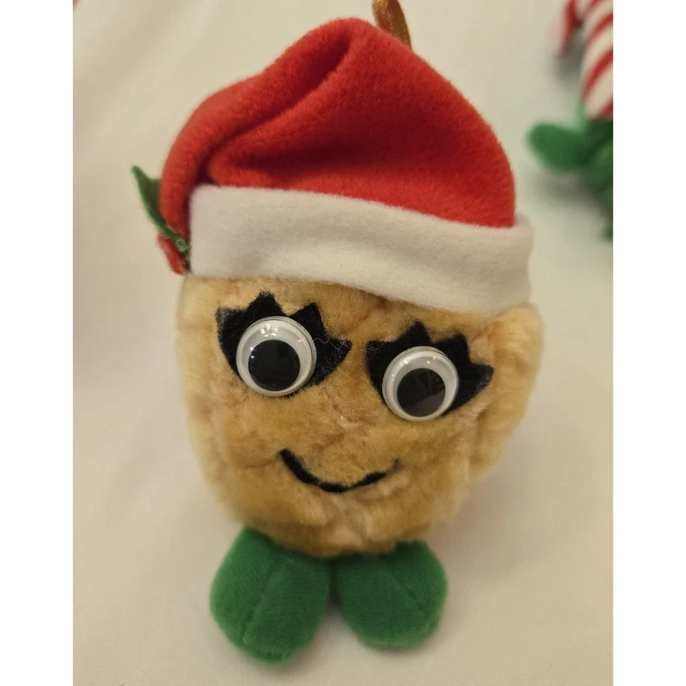 Vintage 1991 Del Monte Country Yumkins Christmas Googly Eyed Plush Ornament Set